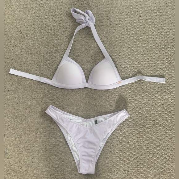 NWOT Victoria’s Secret Bikini Set - Picture 1 of 3